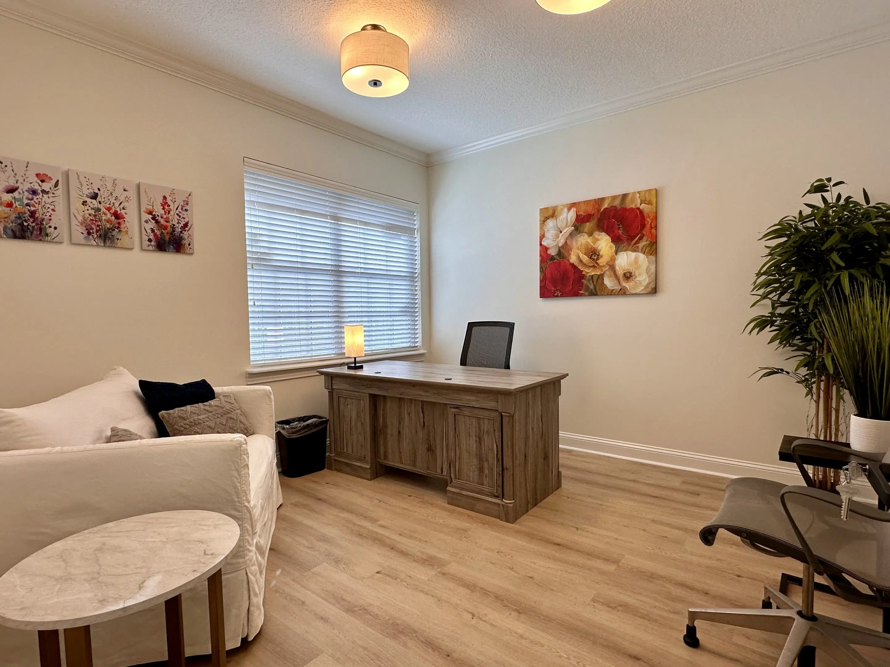front-office Shared office space for rent