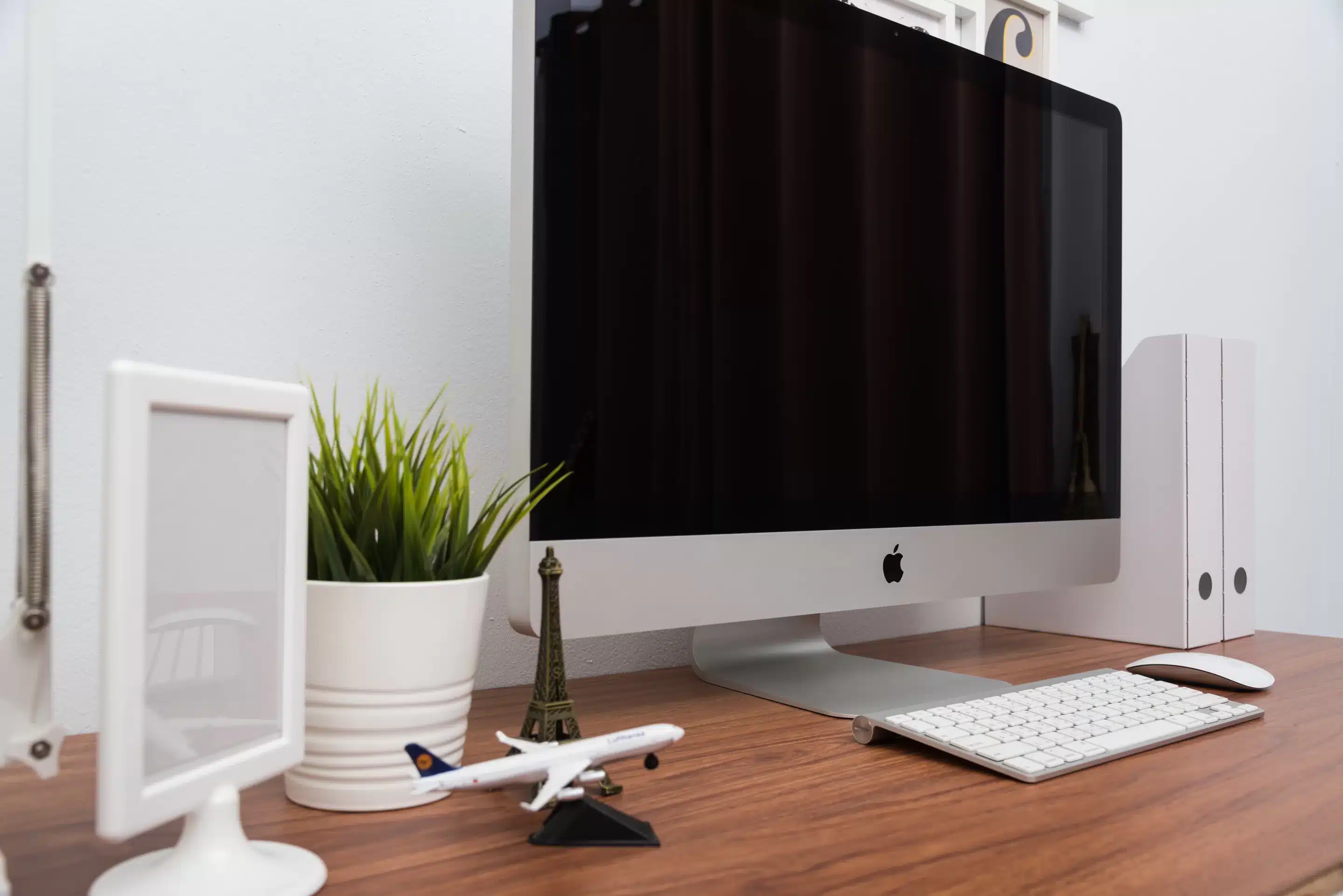 Do Consistent Branding to make personal brand and professional image